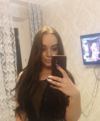 Со мной ты окунешься в мир страсти и наслаждения, где каждая встреча будет незабываемой. 🌹
Мои услуги разнообразны: французский, глубокий минет, классический секс, анал, куннилингус и многое другое. Расслабляющий массаж после утомительного рабочего дня - мое кредо. 💆♂️
Мои горячие отзывы и фото говорят сами за себя. Не веришь? Приходи, не пожалеешь! 😉
И да, я живу в Москве и готова пригласить тебя в свою уютную квартиру, где царит атмосфера интимности и загадки. 💋
Буду ждать тебя, чтобы воплотить все твои фантазии в реальность! 🌟 Арина